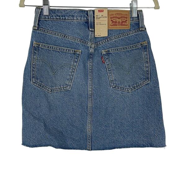 Levi’s High Rise Deconstructed Skirt Blue Women’s Size 24 NWT - Picture 2 of 6